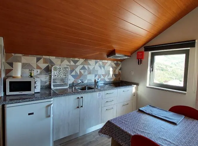 Apartamento Miradouros Da Aldeia Sabugueiro (Guarda)